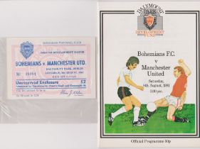 Programme & ticket Bohemians v Manchester United friendly match in Dublin 8th August 1981. Good /