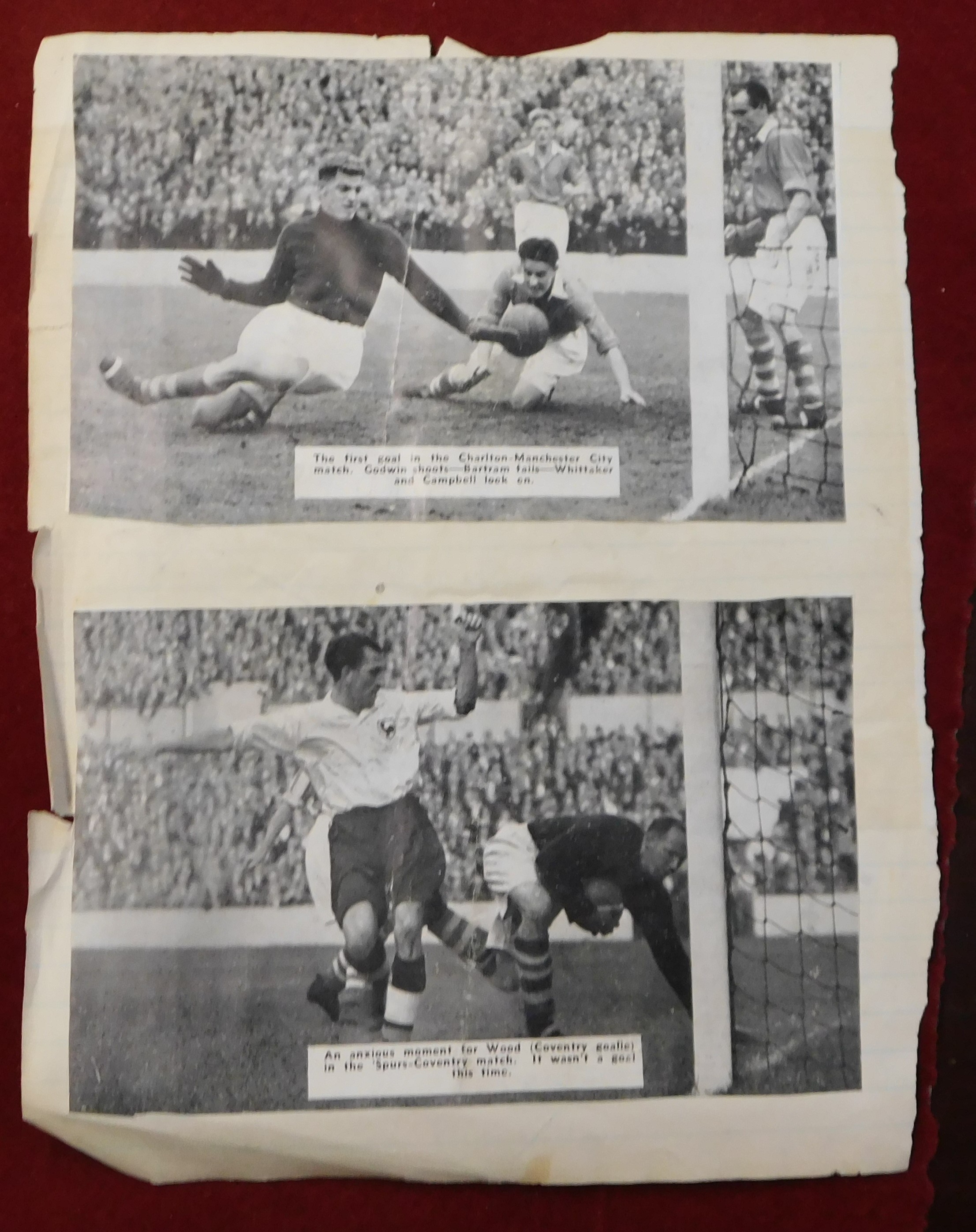 Blackpool v Manchester United 1948 FA Cup Final. A magnificent selection of ephemera from the 1948 - Image 2 of 19