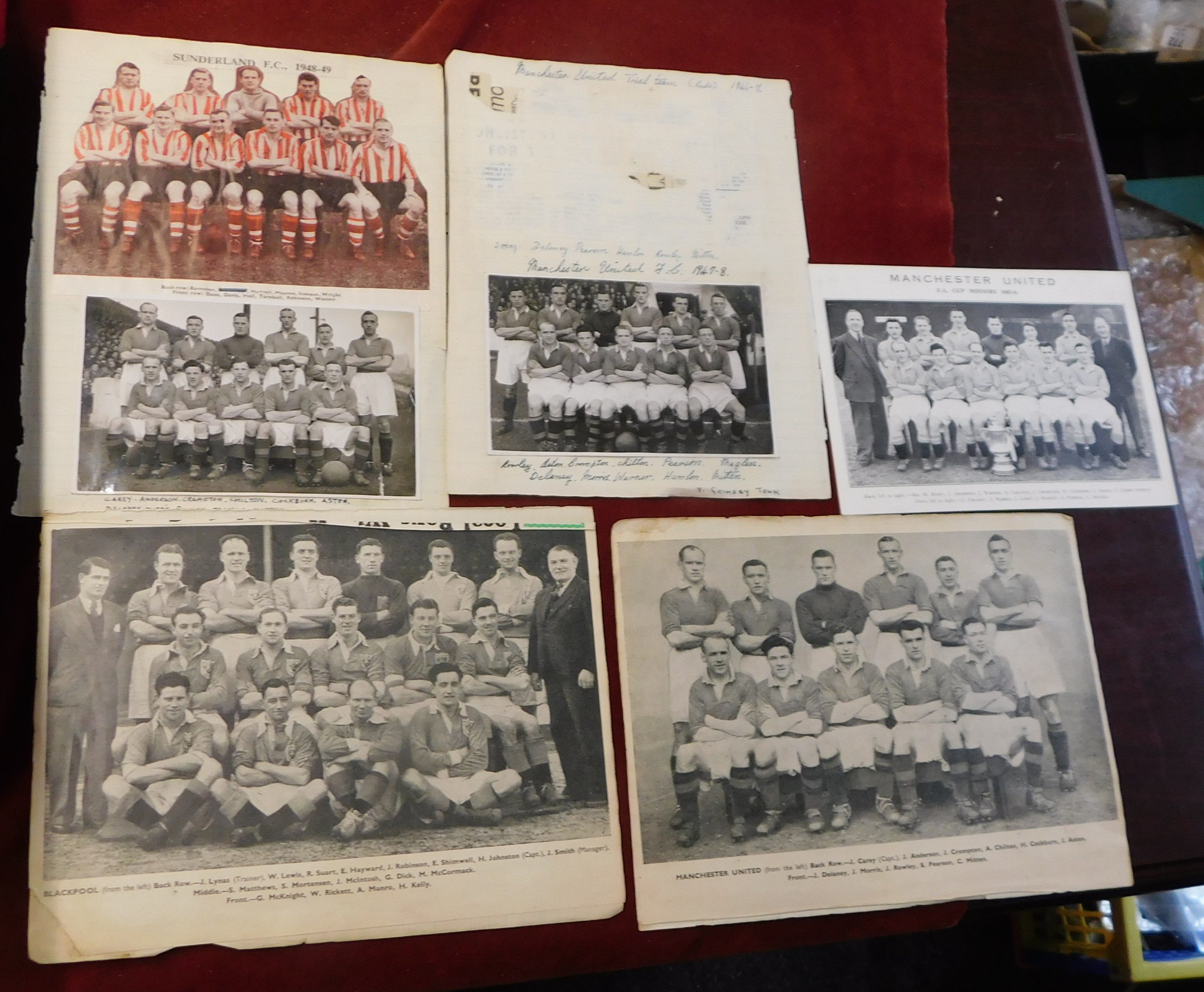 Blackpool v Manchester United 1948 FA Cup Final. A magnificent selection of ephemera from the 1948 - Image 16 of 19