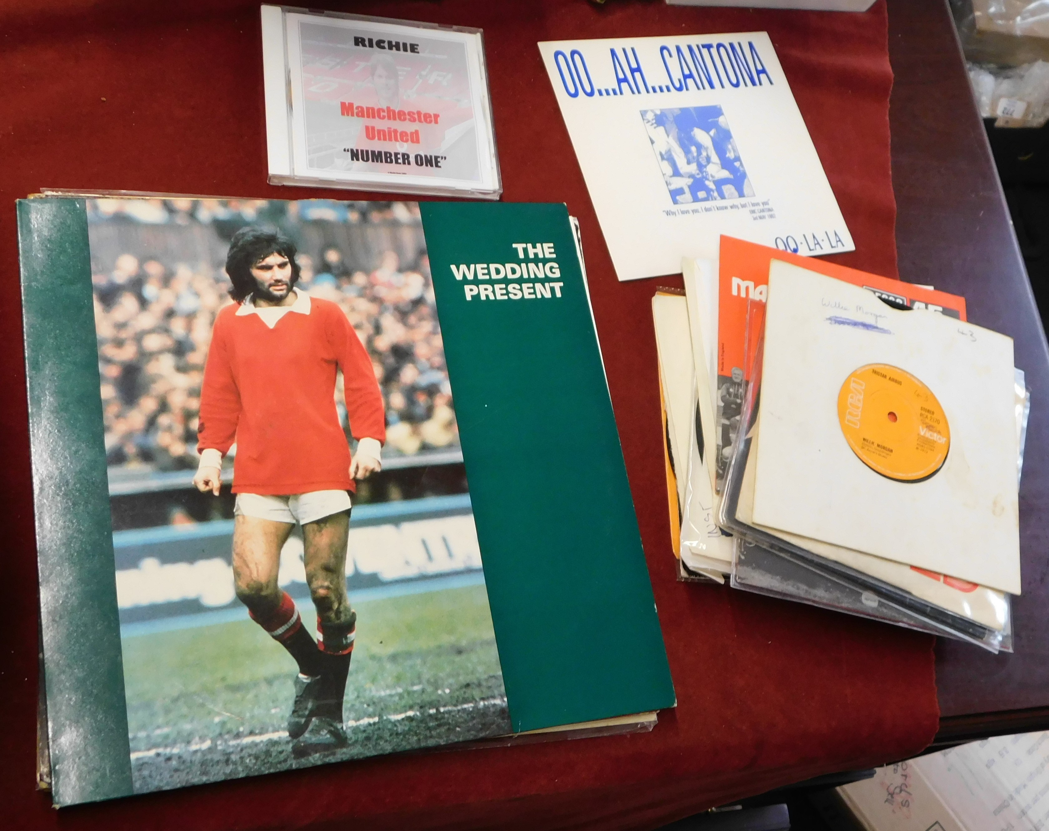 A collection of 20 Records all relating to Manchester United some from the 1960s a few later.