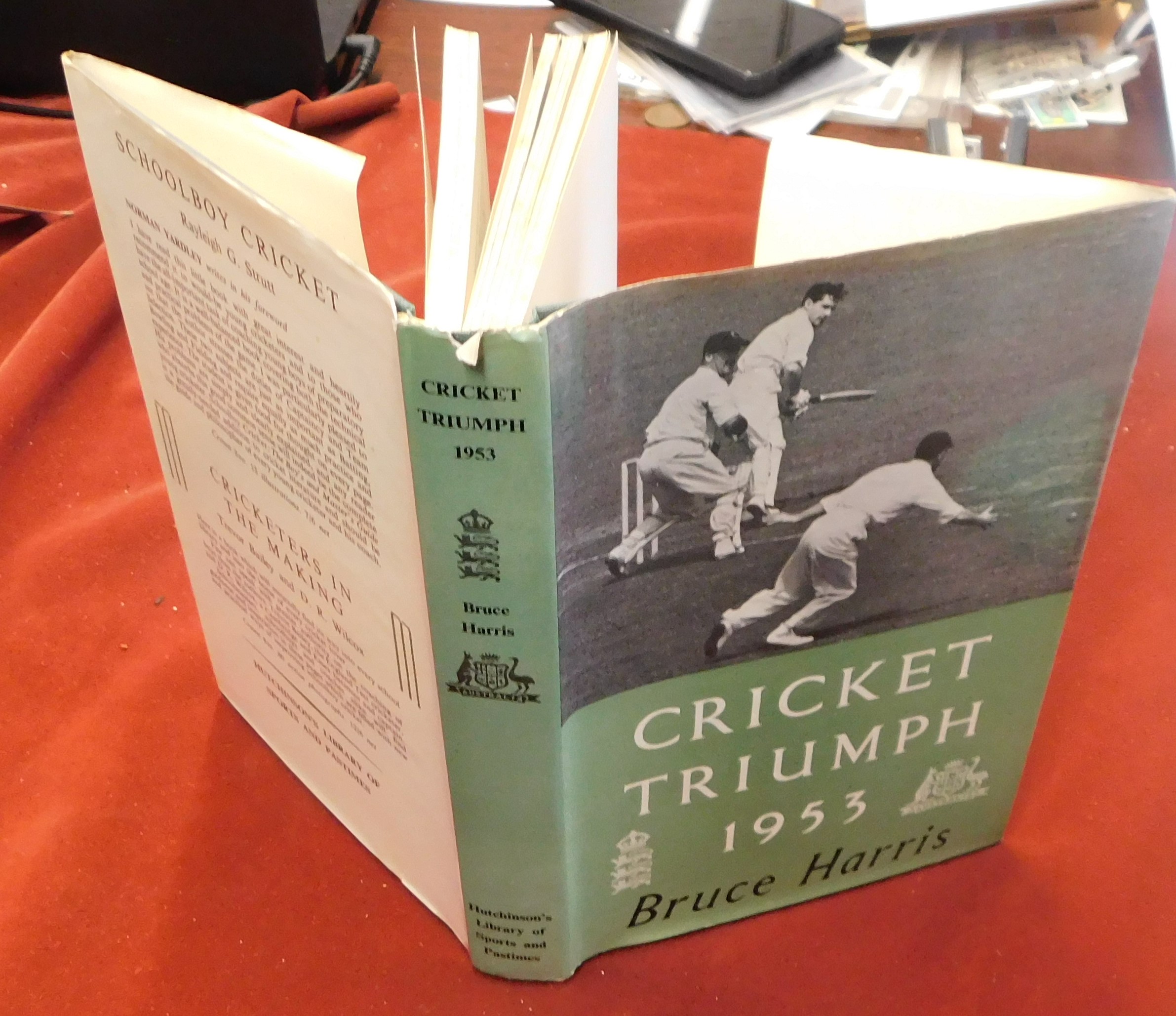 Cricket Books - The Australians, a range of five hard back books in very fine condition 1902 - Bild 4 aus 8