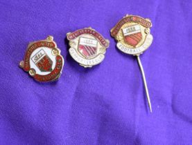 Manchester United badges. 2 Badges and one pin from the 1960's. Good