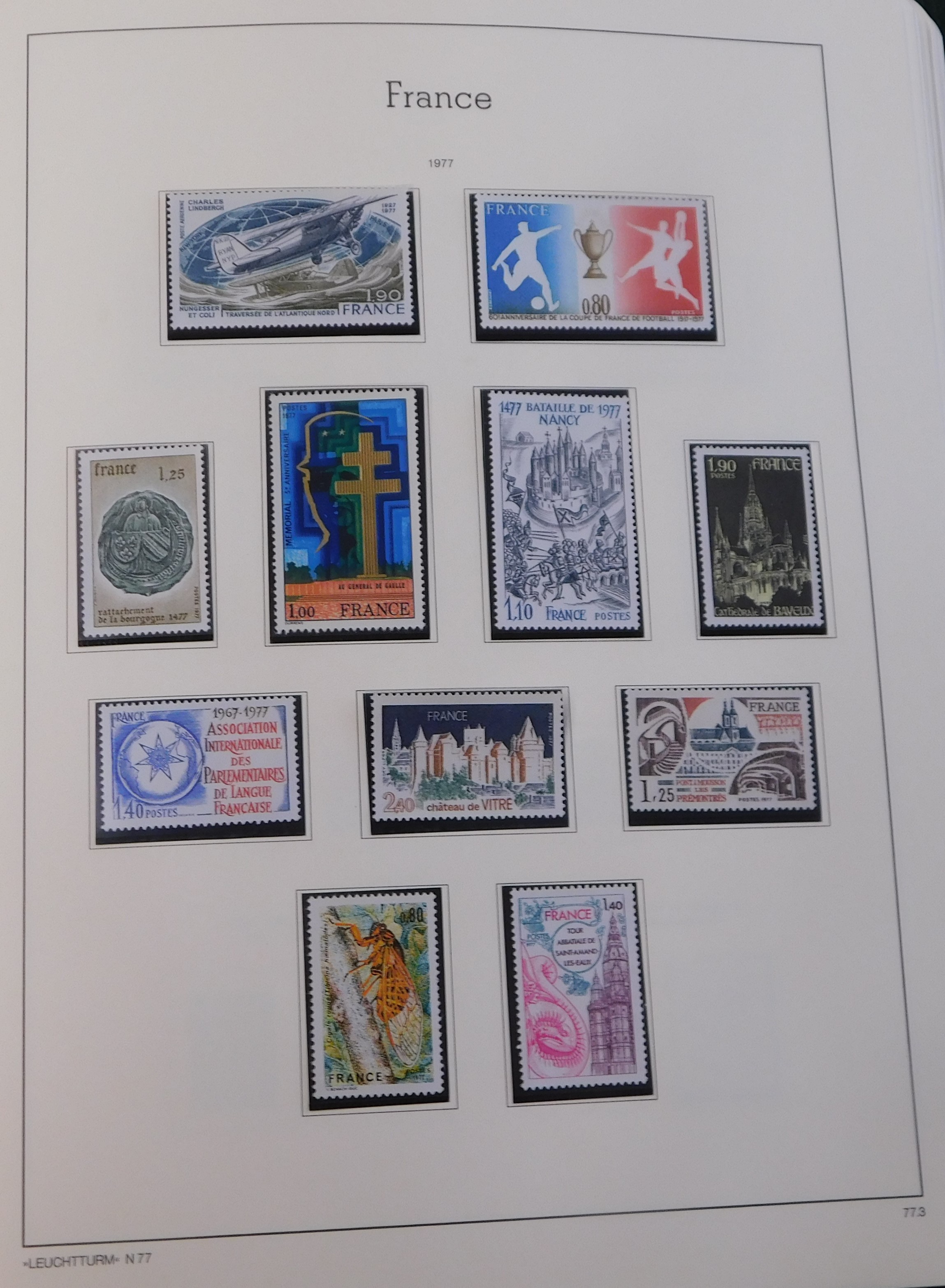 France 1975-1985 Leuchtturm album with mounted pages containing very nearly complete u/m issues - Image 3 of 6