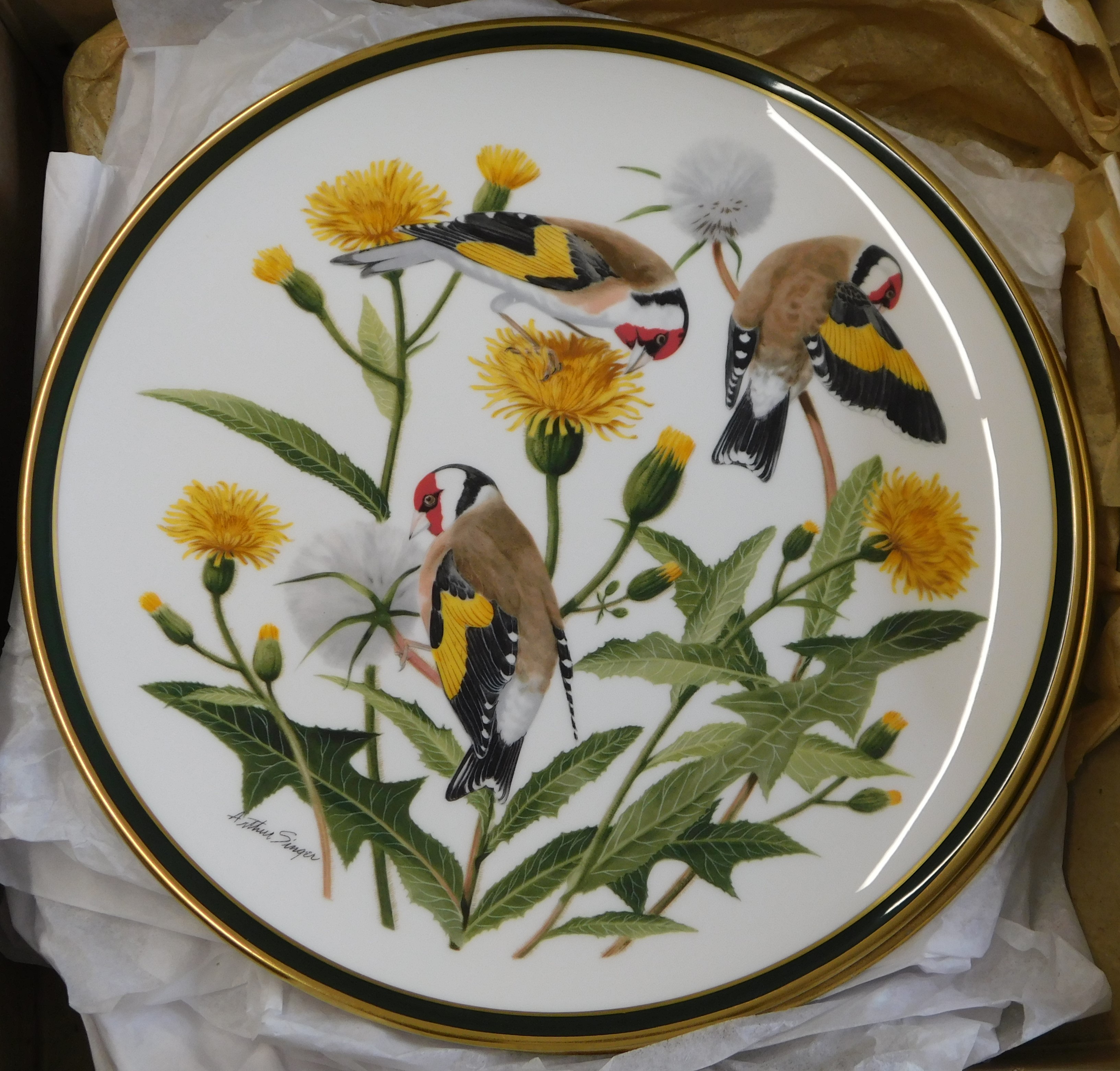 Plates (8) - 'Songbirds of the World' Franklin Porcelain crafted in England by Wedgewood 1977, - Image 3 of 5
