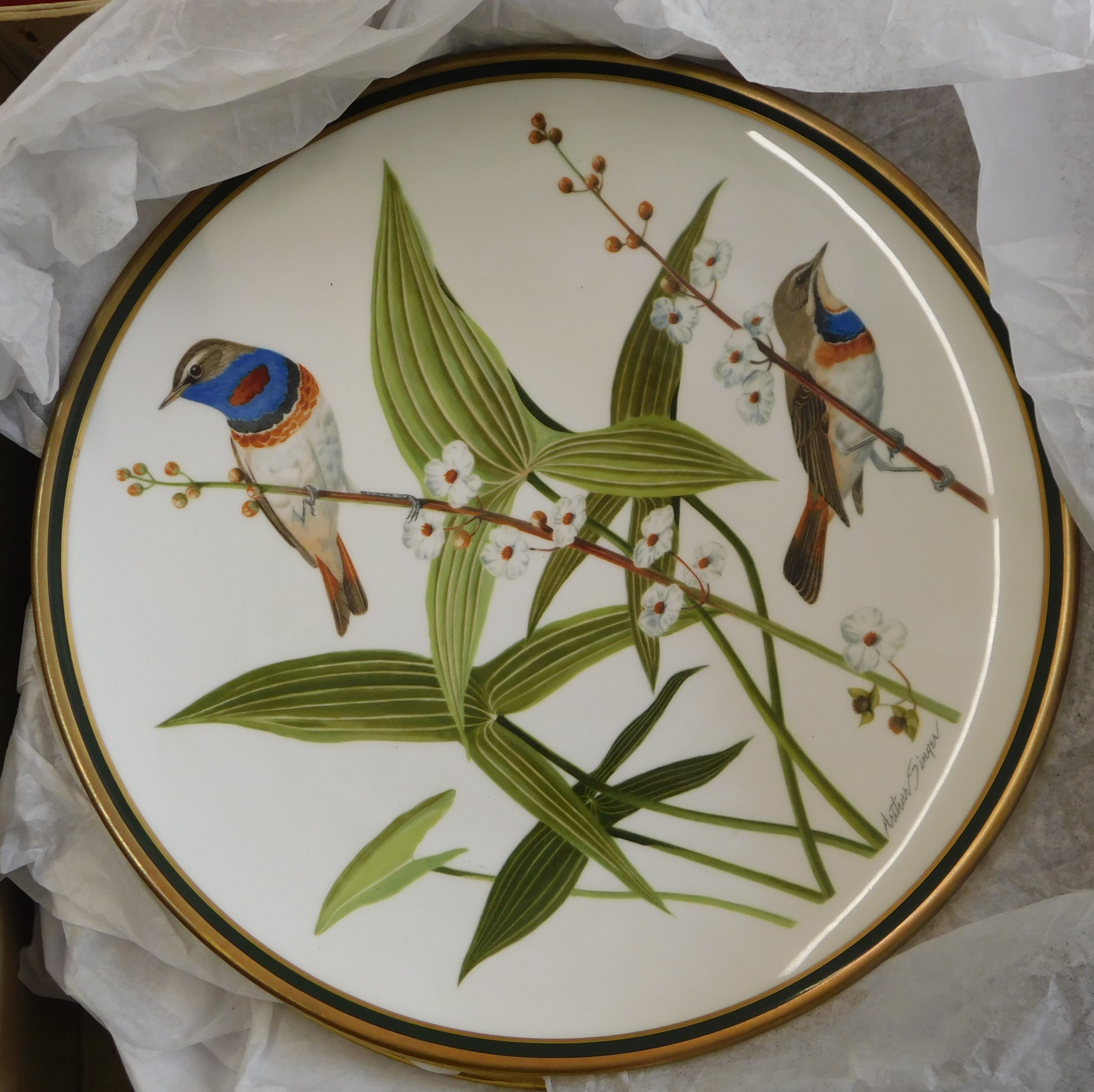 Plates (8) - 'Songbirds of the World' Franklin Porcelain crafted in England by Wedgewood 1977, - Image 4 of 5