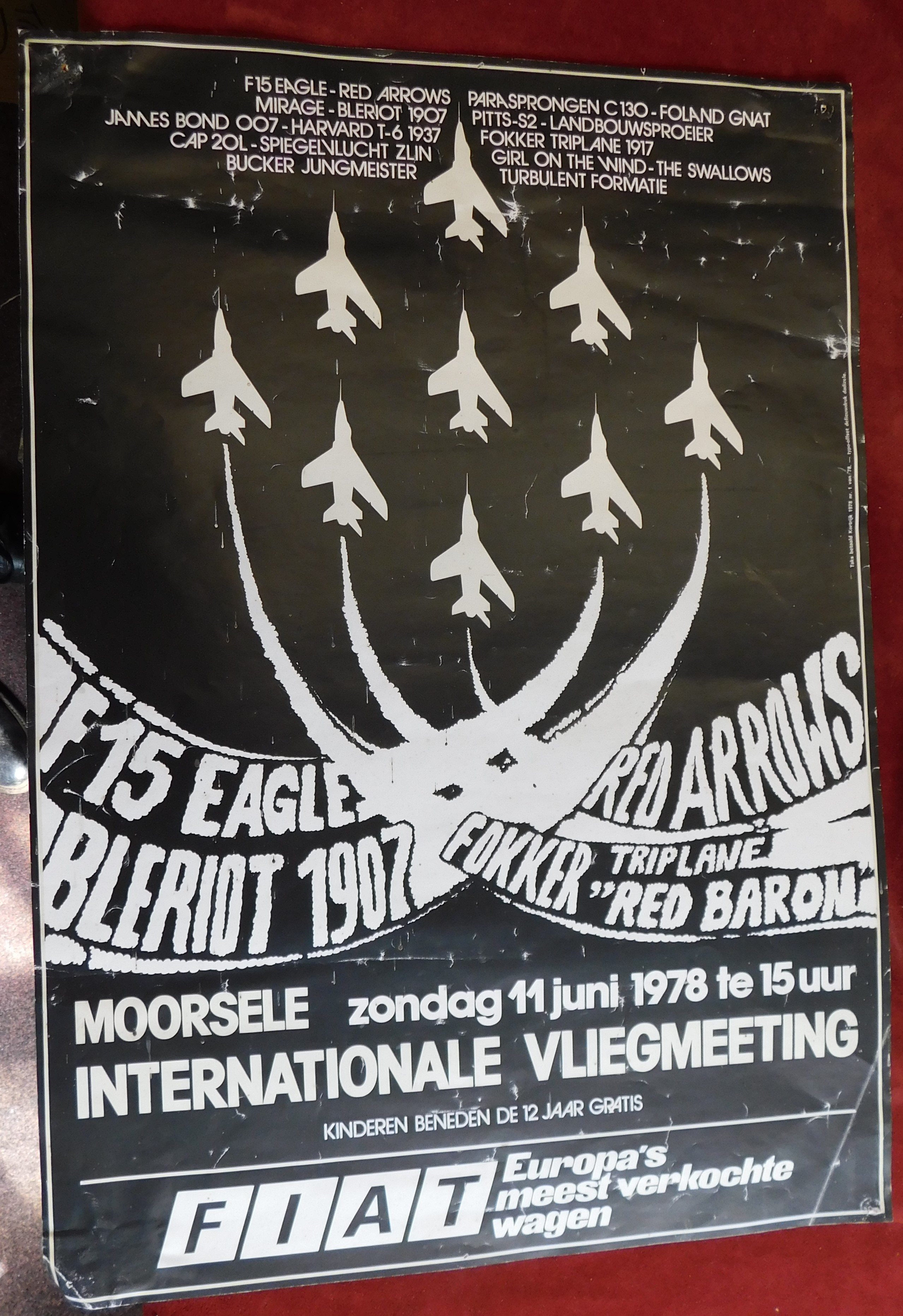 Poster-'Air Show Poster 'Black and white-Red Arrows 'Fokker Red Baron' etc-June 1978-creased good - Image 2 of 4