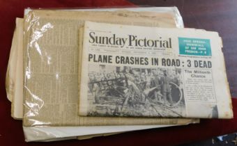 Sunday Pictorial - Sept 8th 1935 Plane Crashes in Road-3 dead -complete newspaper - some foxing, The