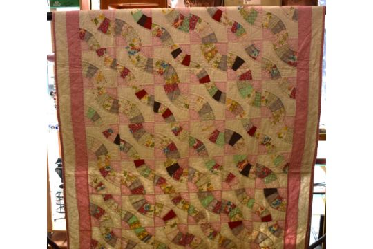 Quilt - could be from the 1930's the pattern has various names including dove, snake trail and - Image 1 of 2