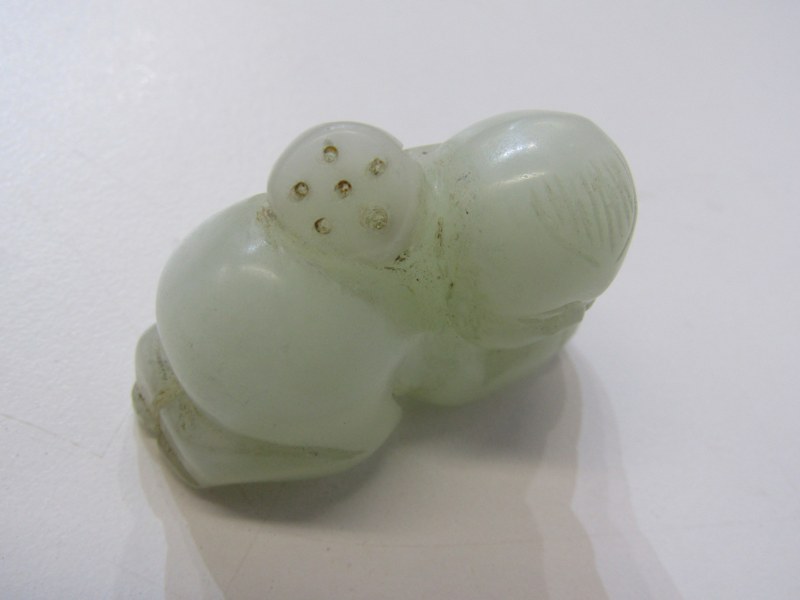 JADE FIGURE OF AN INFANT CRAWLING - Image 4 of 4