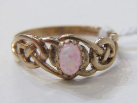 9ct YELLOW GOLD CELTIC KNOT & OPAL STYLE RING, size O