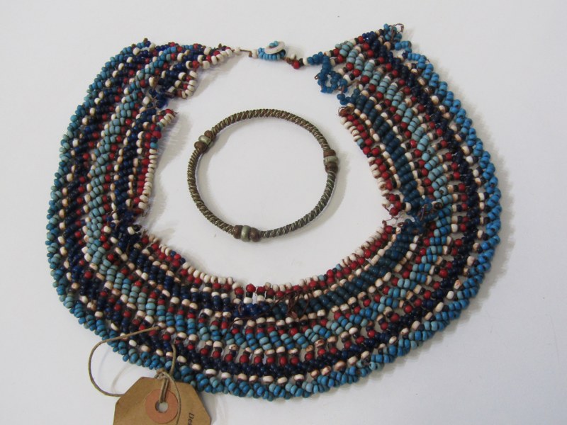 ANTIQUE AFRICAN BEADED JEWELLERY, a South African Kaffir large beaded necklace, also beaded choker - Image 5 of 13