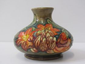 MOORCROFT, "Flame of the Forest" squat vase, 10cm height