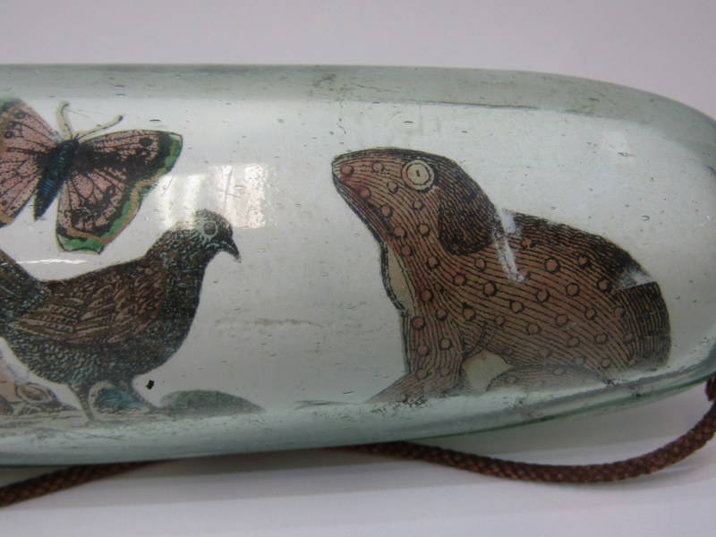 ANTIQUE GLASS, antique glass rolling pin, internally decorated with prints including military - Image 4 of 10