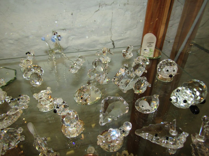 SWAROVSKI CRYSTAL, collection of swarovski and other glass animals, including hedgehogs, mice, - Image 5 of 5