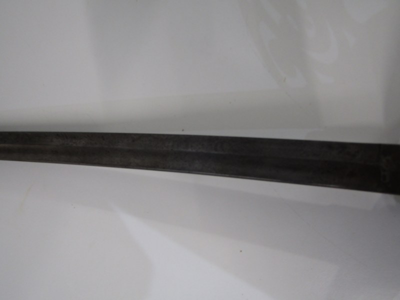 19th CENTURY ARMY SWORD IN SCABBARD, damascus blade marked 26th Kent Rifles with shagreen handle - Image 4 of 4