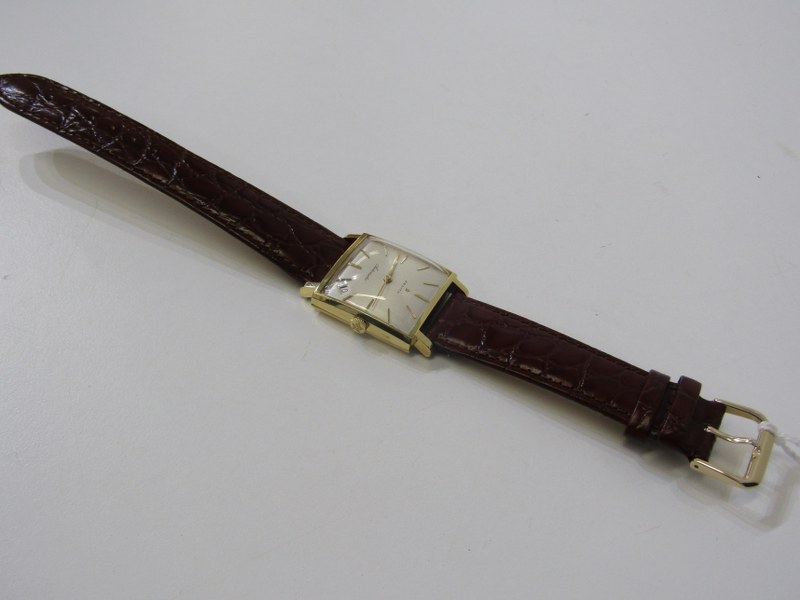 ZENITH KENNEDY AUTOMATIC WRIST WATCH, 18ct yellow gold square faced wrist watch on brown leather - Image 3 of 3