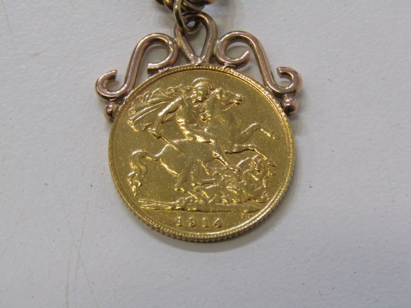 HALF SOVEREIGN BRACELET, 1914 George V gold half sovereign with soldered mount on a 9ct link - Image 4 of 5