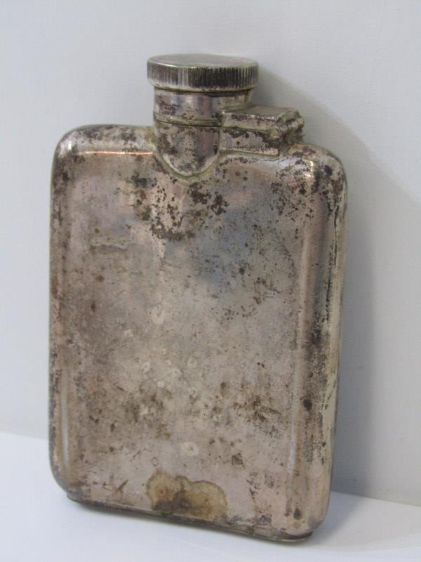 SILVER HIP FLASK, silver hip flask of plain bowed form, 9.5 cm length, 89 grams - Image 2 of 5