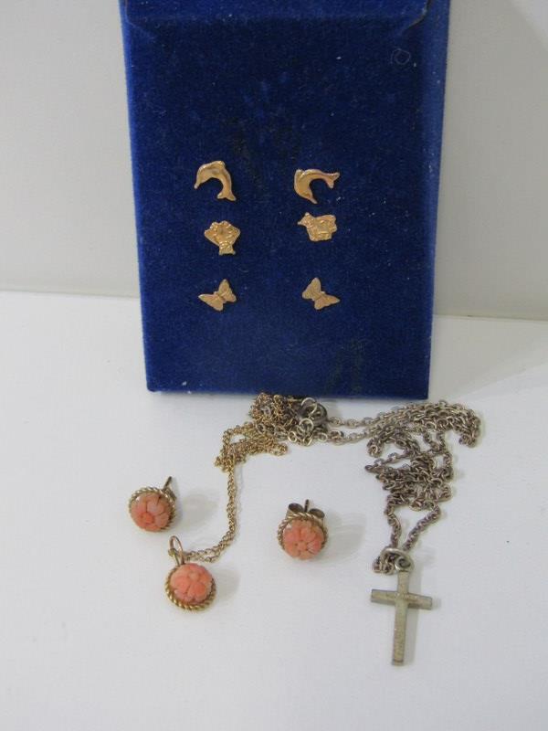 3 PAIRS OF NOVELTY GOLD EARRINGS, including dolphins, teddy bears and butterflies and white metal