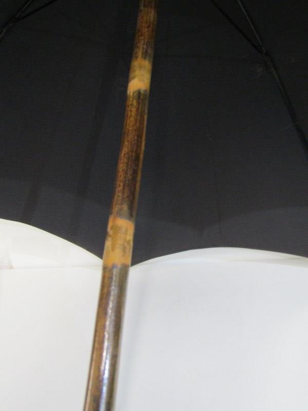 SILVER MOUNTED PARASOL, with pencil inset to handle, the silver HM pencil, marked "Brigg of London" - Bild 10 aus 12