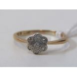 DIAMOND DAISY CLUSTER RING, 18ct yellow gold ring set with diamond daisy cluster, size O