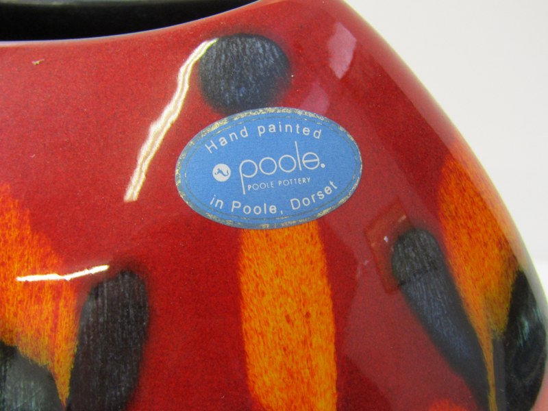 POOLE POTTERY, Poole pottery purse vase in the Volcano pattern, 20cm height - Image 2 of 3