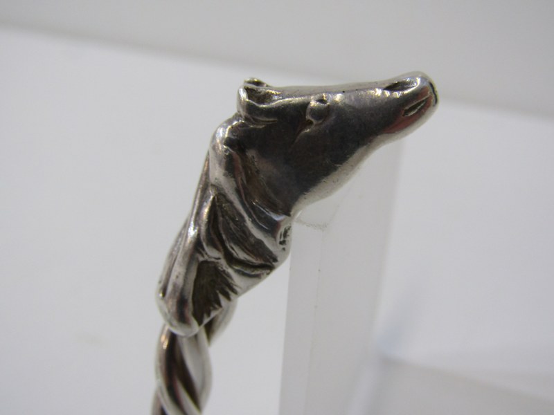 WHITE METAL, TESTS AS SILVER, double horse head torque bangle, approx. 68.5 grams - Image 7 of 11