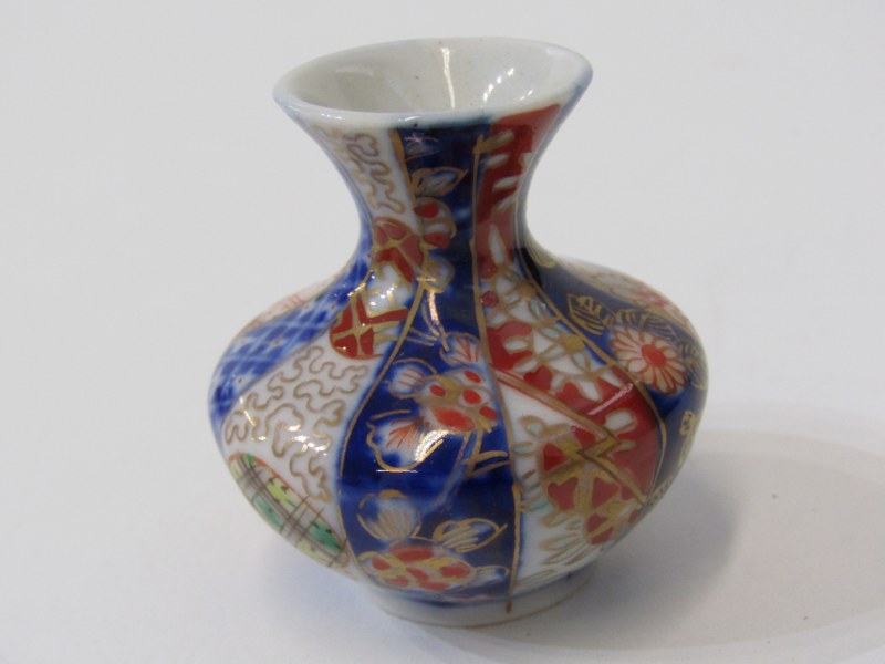 JAPANESE FUKAGAWA VASES, pair of miniature vases with alternate blue and red gilt decorated floral - Image 2 of 4