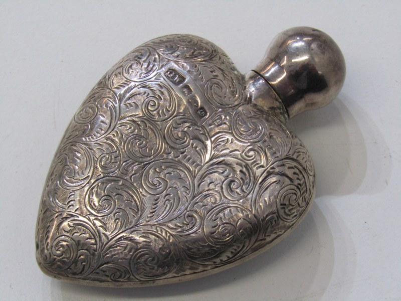 SILVER SCENT BOTTLE, heart shaped foliate decorated silver scent bottle, maker GW possibly London - Image 2 of 6