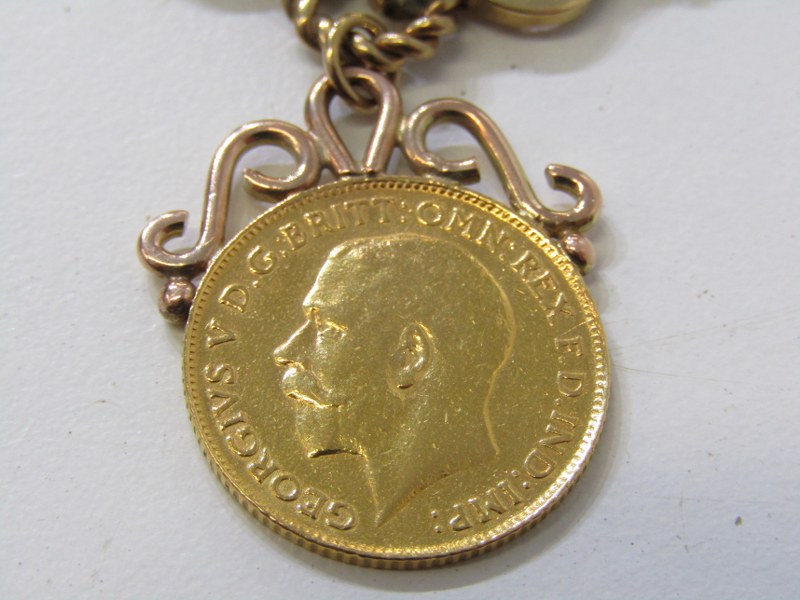 HALF SOVEREIGN BRACELET, 1914 George V gold half sovereign with soldered mount on a 9ct link - Image 3 of 5