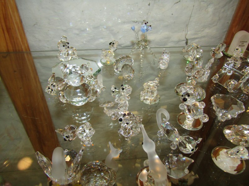 SWAROVSKI CRYSTAL, collection of swarovski and other glass animals, including hedgehogs, mice, - Image 4 of 5