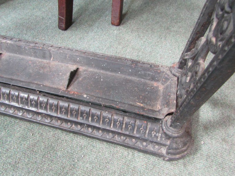CAST IRON STICK STAND with pierced foliate panels to either side, 6 section top, 66cm width - Image 3 of 4