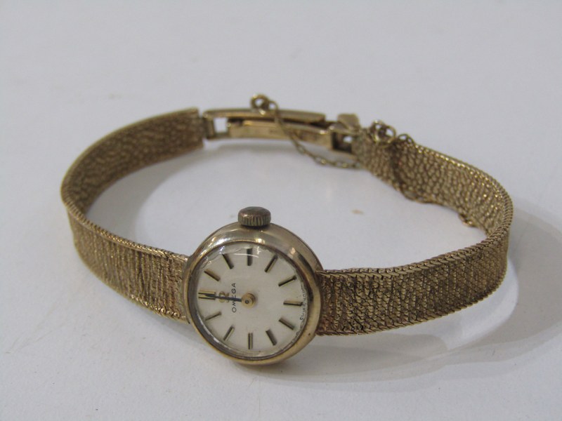 9ct YELLOW GOLD OMEGA LADY'S WRIST WATCH, 9ct gold case and bracelet, total weight including - Image 3 of 3