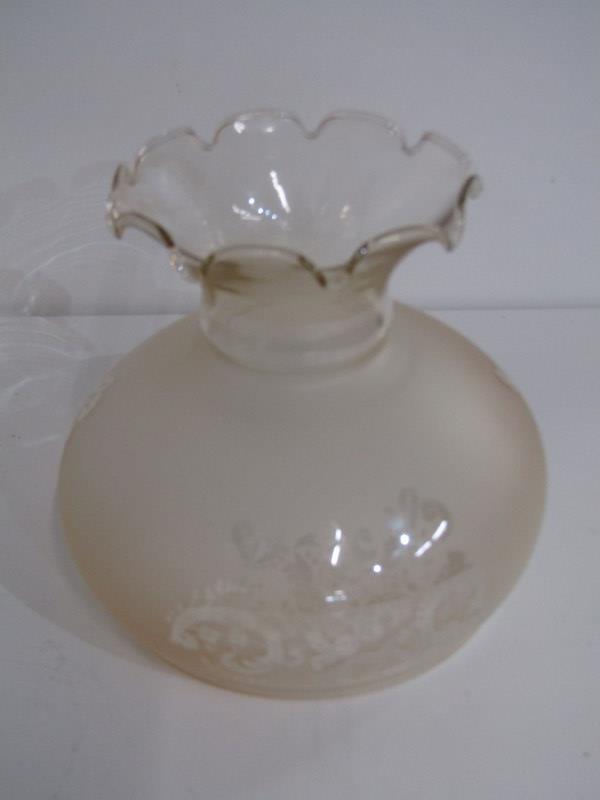 LAMP SHADES, yellow vaseline glass oil lamp shade, also an etched glass lamp shade and ornate cast - Image 3 of 4