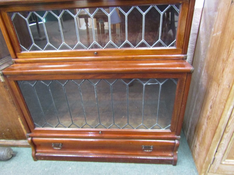 GLOBE WERNICKE BOOKCASE, 4 section mahogany Globe Wernicke bookcase with leaded glass doors, - Image 3 of 3