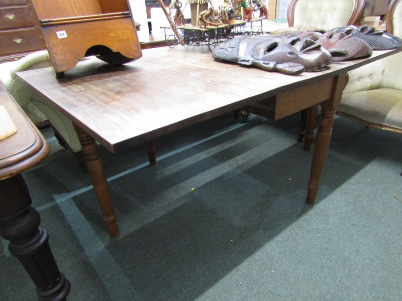 GEORGIAN DROP LEAF TABLE, early 19th Century drop leaf swing leg dining table, 168 cm length,