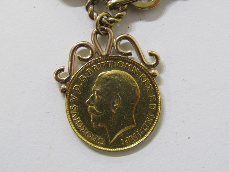 HALF SOVEREIGN BRACELET, 1914 George V gold half sovereign with soldered mount on a 9ct link - Image 2 of 5