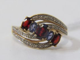 MULTI STONE RING, 9ct yellow gold ring, set 3 garnets interspersed by 2 blue stones, size P