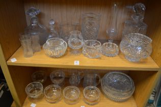 A quantity of glassware.