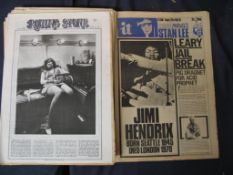[POPULAR CULTURE] one issue of IT, No. 88, 1970, 10 copies of "Rolling Stone", early 1970's (11).
