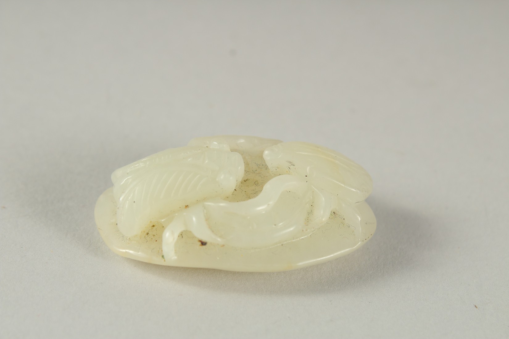 A 19TH CENTURY CHINESE CARVED JADE INSECT PENDANT, 4.5cm x 2.5cm. - Image 2 of 3