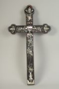 AN 18TH-19TH CENTURY CHINESE MOTHER OF PEARL INLAID EBONY CROSS, with fine foliate decoration and