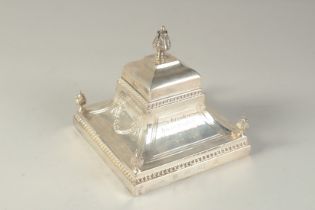 A GOODWOOD RACING TROPHY 'SCHRODER INVESTMENT STAKES WINNER, 1988' SILVER INKSTAND.