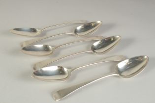 A GOOD SET OF SIX GEORGE III TABLE SPOONS. London 1794, maker: G. S. & W. F. Weight: 14ozs.