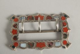 A SCOTTISH SILVER AGATE SHOE OR BELT BUCKLE.
