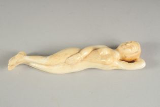 A DOCTOR'S CARVED BONE NUDE 4.5ins.