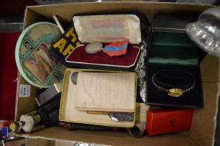 Miscellaneous collectables.