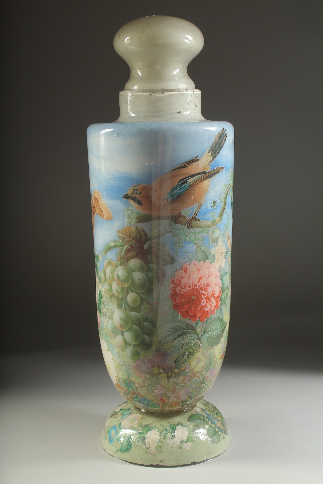 A GOOD GLASS JAR AND COVER, painted with birds and flowers. 18ins high. - Bild 3 aus 5