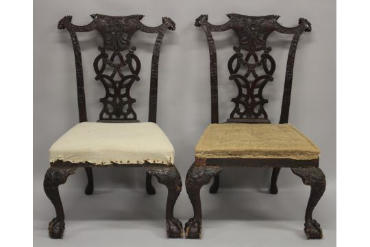 A MATCHING PAIR OF SINGLE CHAIRS. - Image 1 of 7