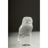 A LALIQUE GLASS OWL. Etched Lalique France. 3.5ins high.